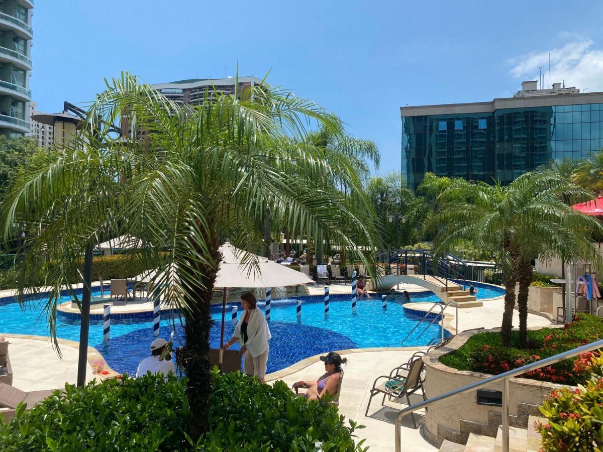 Flat Com Vista Panoramica -15- Na Barra Da Tijuca - Estacionamento Gratuito - Frigobar - Ar Condicionado - Piscina - Academia - Balsa Para Praia Gratis - Varanda - Vista Parcial Mar E Lagoa Ρίο ντε Τζανέιρο Εξωτερικό φωτογραφία