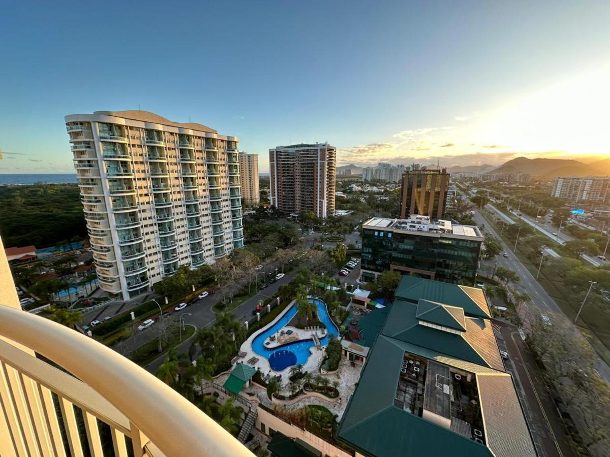 Flat Com Vista Panoramica -15- Na Barra Da Tijuca - Estacionamento Gratuito - Frigobar - Ar Condicionado - Piscina - Academia - Balsa Para Praia Gratis - Varanda - Vista Parcial Mar E Lagoa Ρίο ντε Τζανέιρο Εξωτερικό φωτογραφία